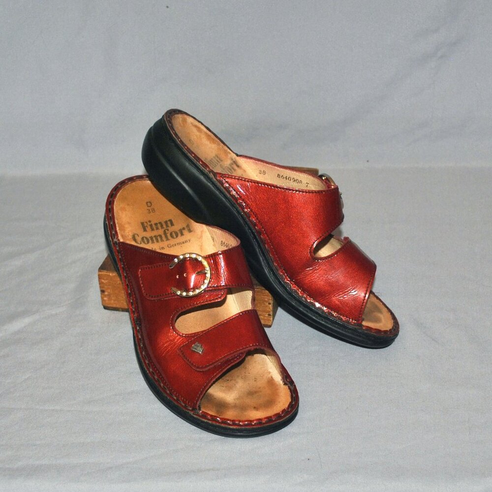 Finn Comfort Sandals Size 38 D Red Leather Double Strap Sandals